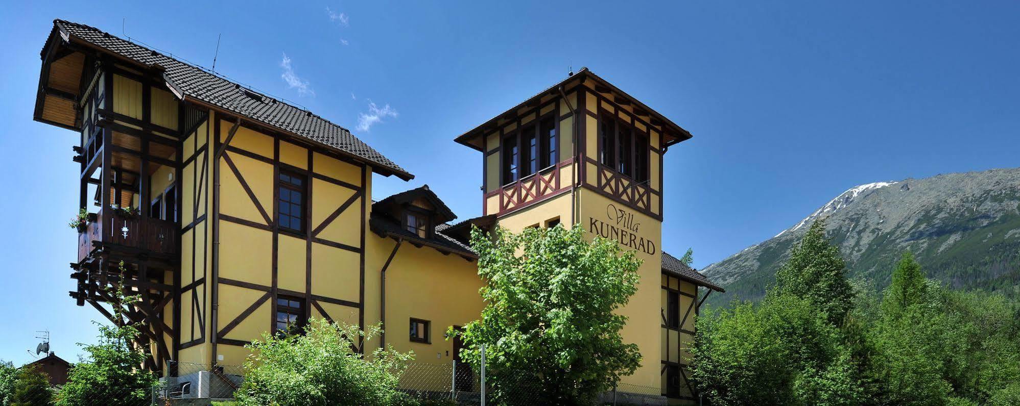 Pension Villa Kunerad วิสโซเค ดาตรี ภายนอก รูปภาพ